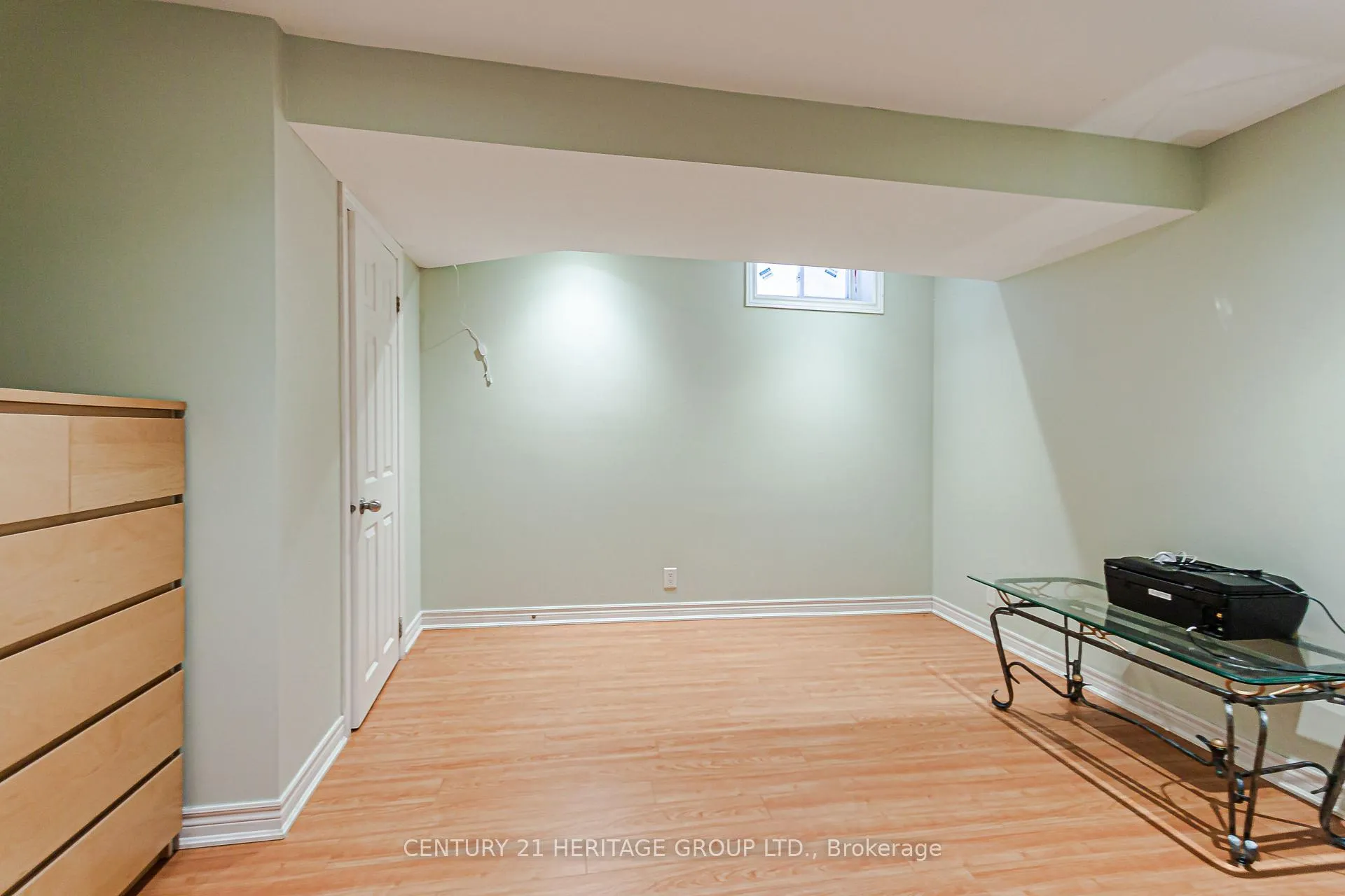 Photo 12 of 84 Maple Valley Road, Vaughan, Maple — HOMEH