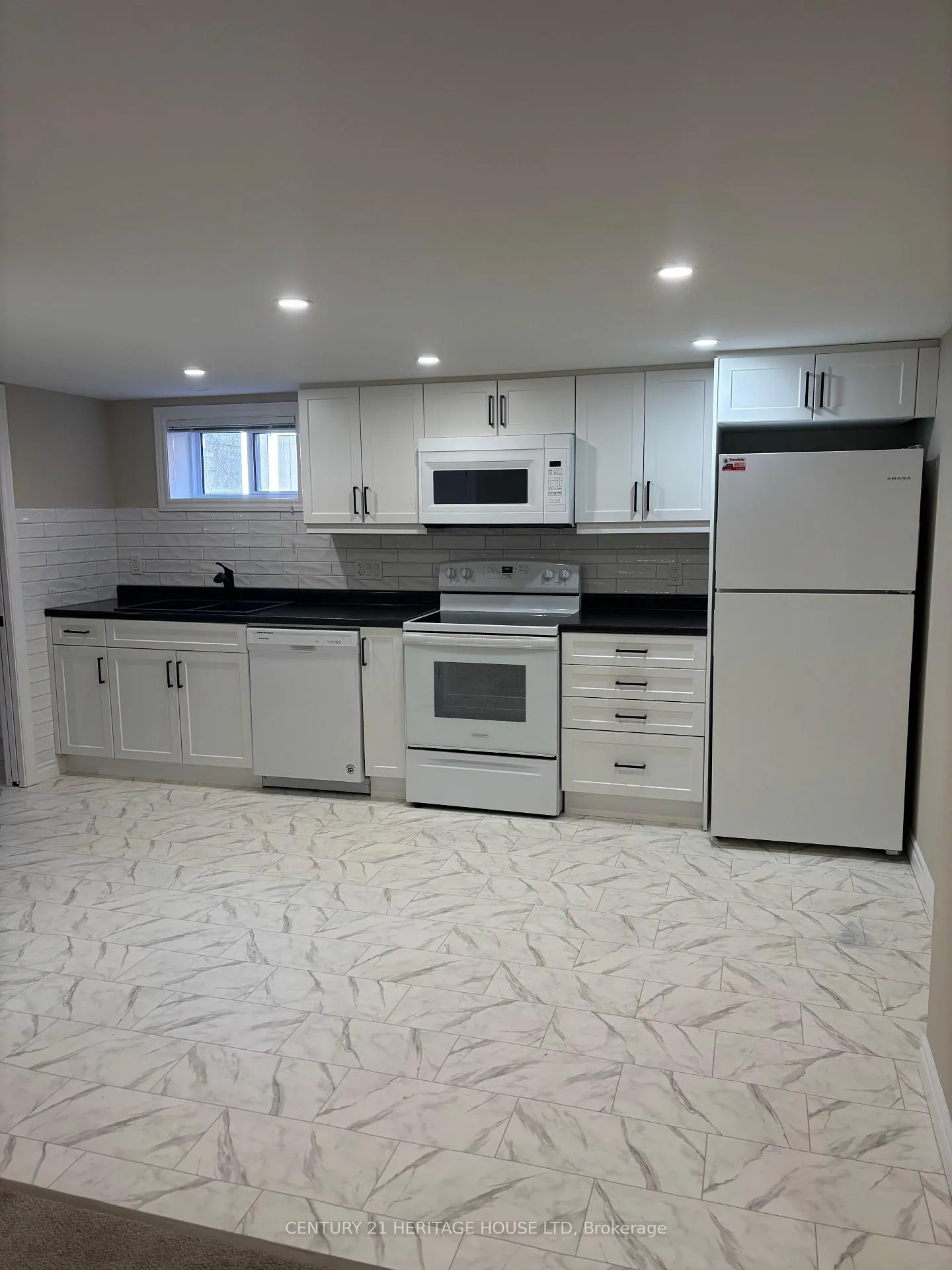 Photo 5 of 11 Barnes Street, St. Thomas — HOMEH