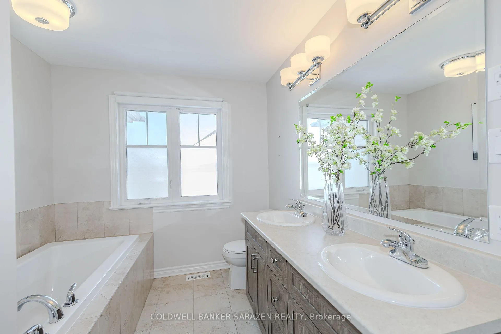 Photo 23 of 547 Jackdaw Avenue, Ottawa, Barrhaven - Half Moon Bay — HOMEH