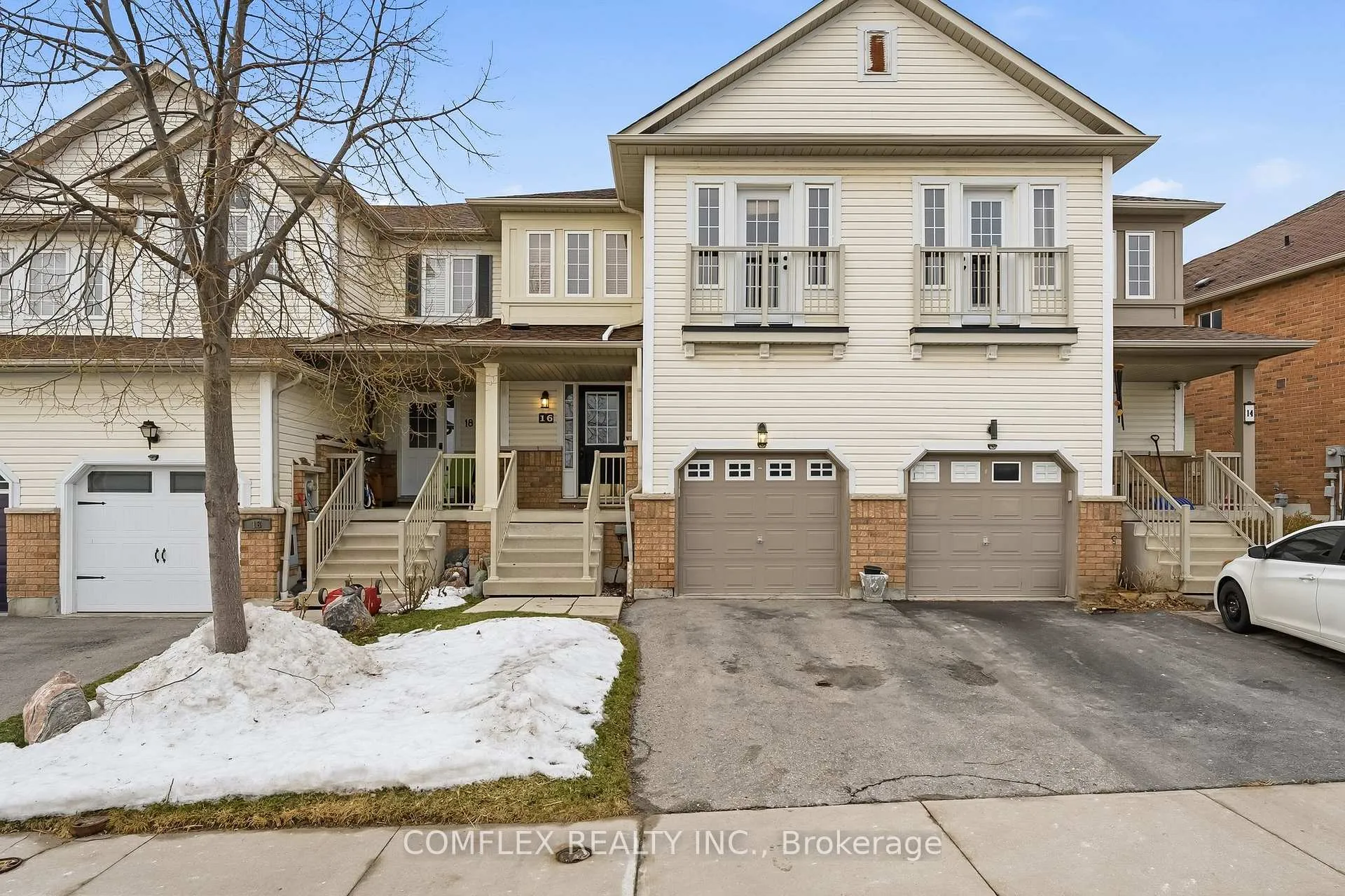 Front of 16 Barkdale Way