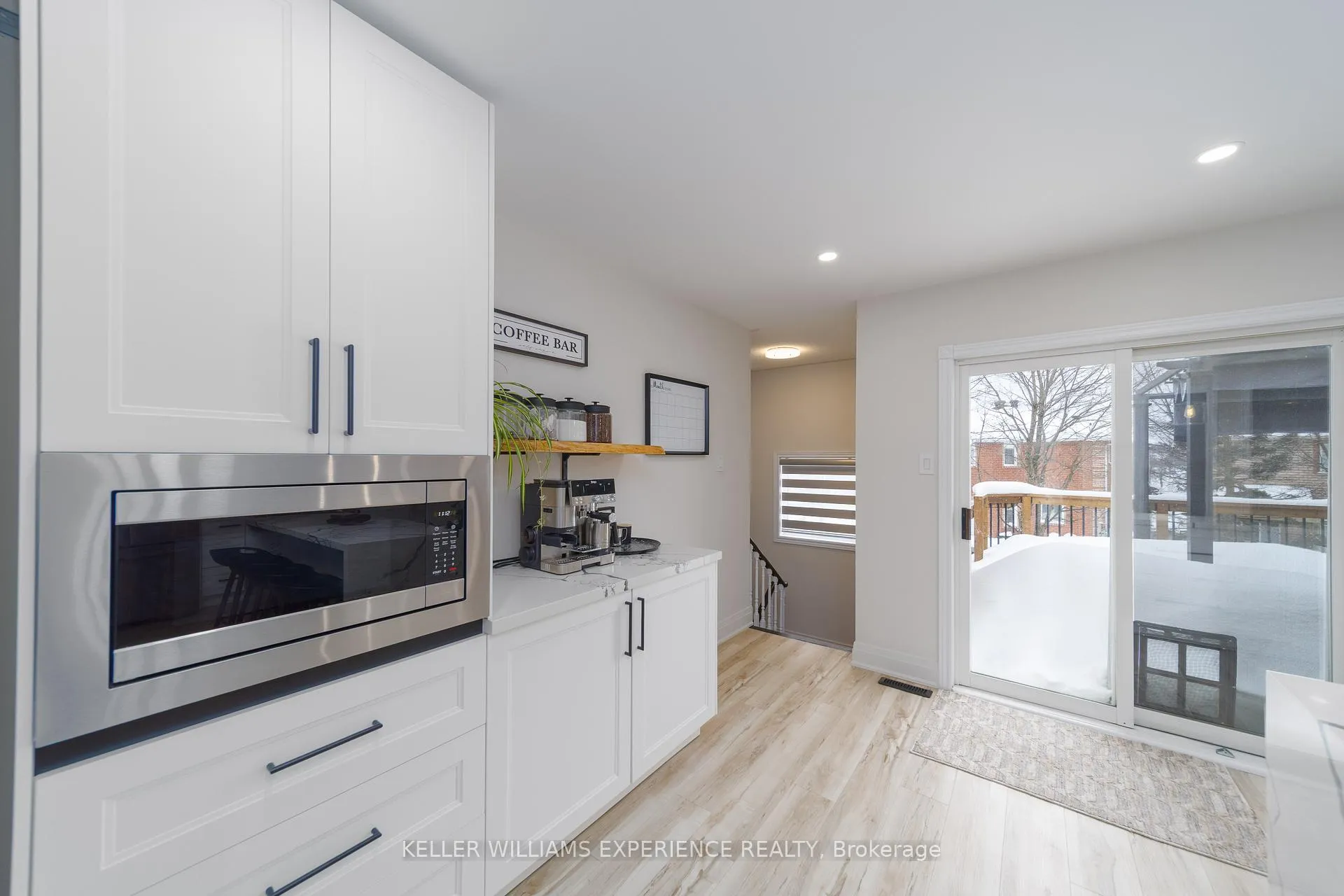 Photo 11 of 61 Silver Maple Crescent, Barrie, Holly — HOMEH