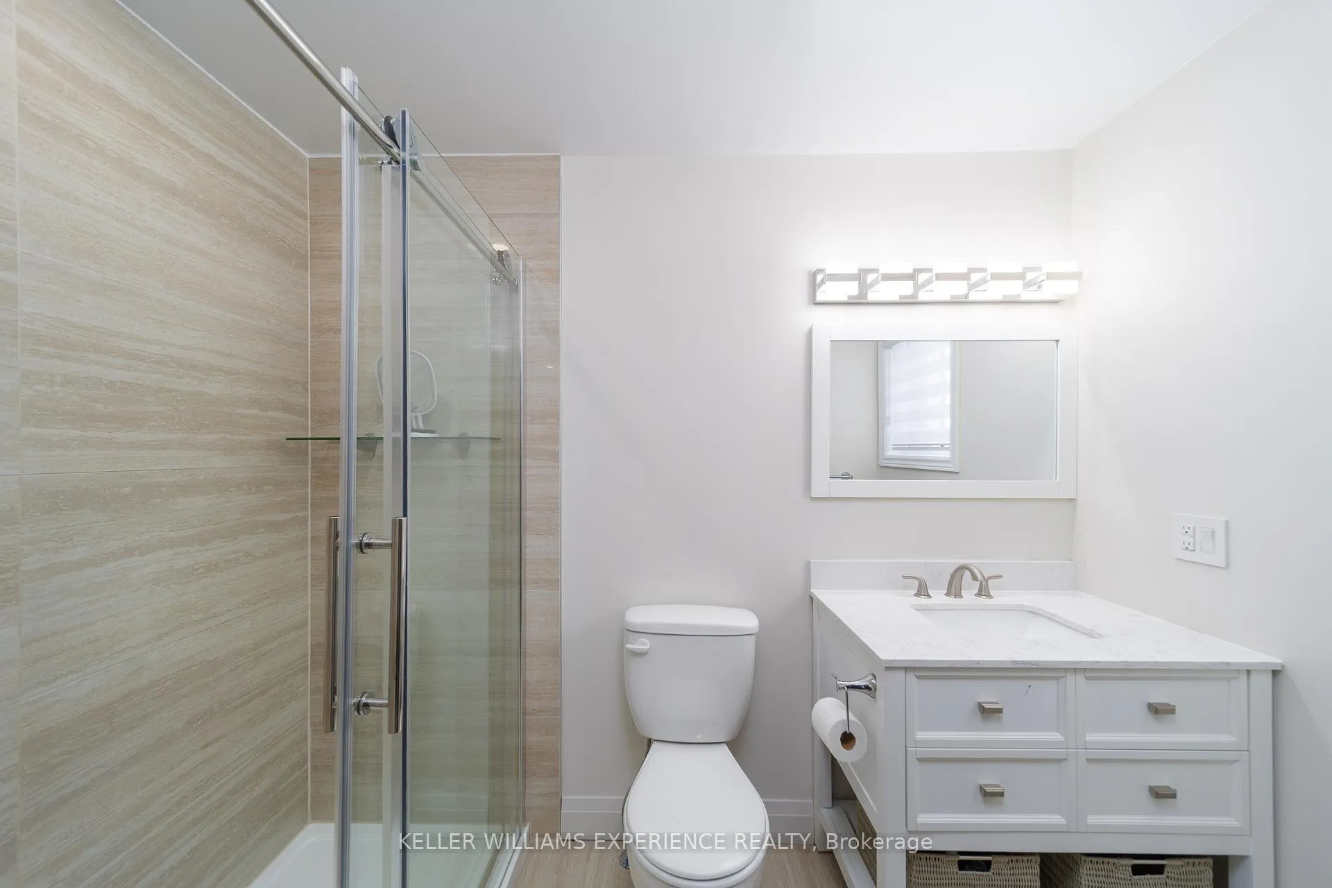 Photo 16 of 61 Silver Maple Crescent, Barrie, Holly — HOMEH