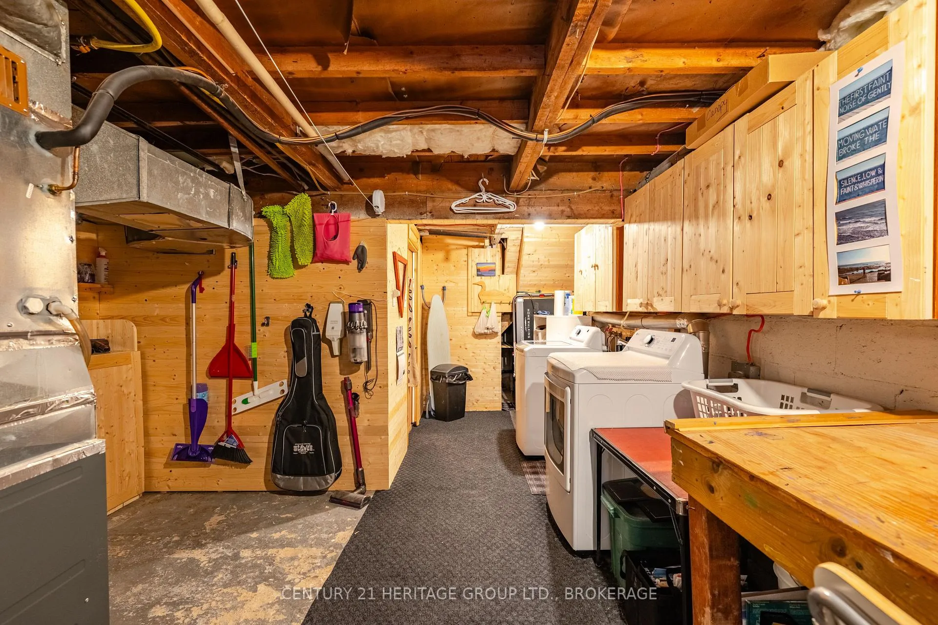 Photo 29 of 19 Fifth Avenue, Kingston, East of Sir John A. Blvd — HOMEH