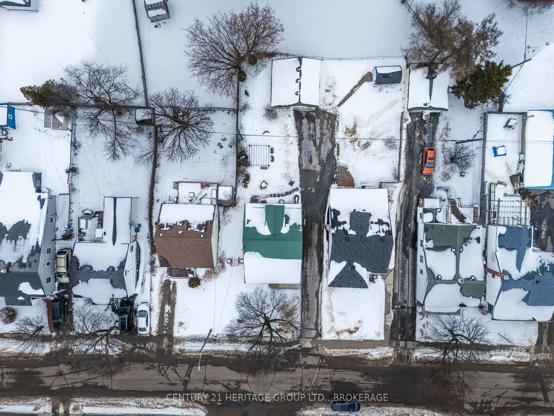 Photo 40 of 19 Fifth Avenue, Kingston, East of Sir John A. Blvd — HOMEH