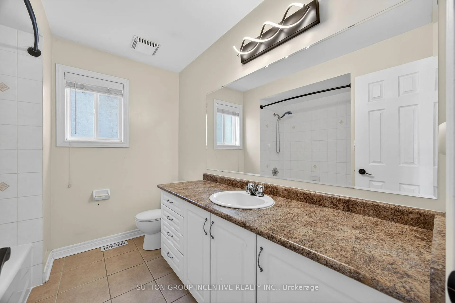 Photo 27 of 1964 Jans Boulevard, Innisfil, Alcona — HOMEH
