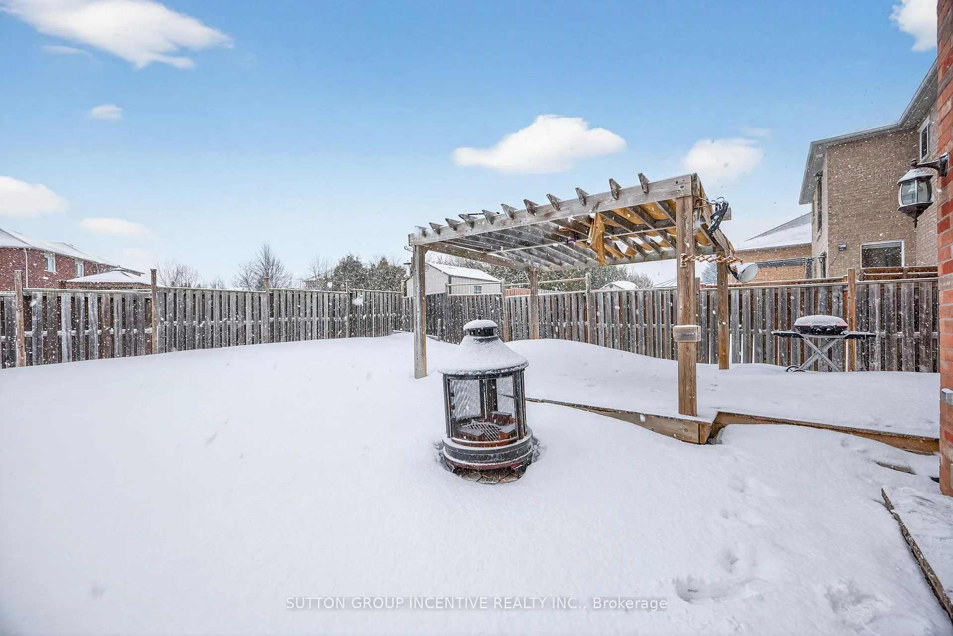 Photo 37 of 1964 Jans Boulevard, Innisfil, Alcona — HOMEH