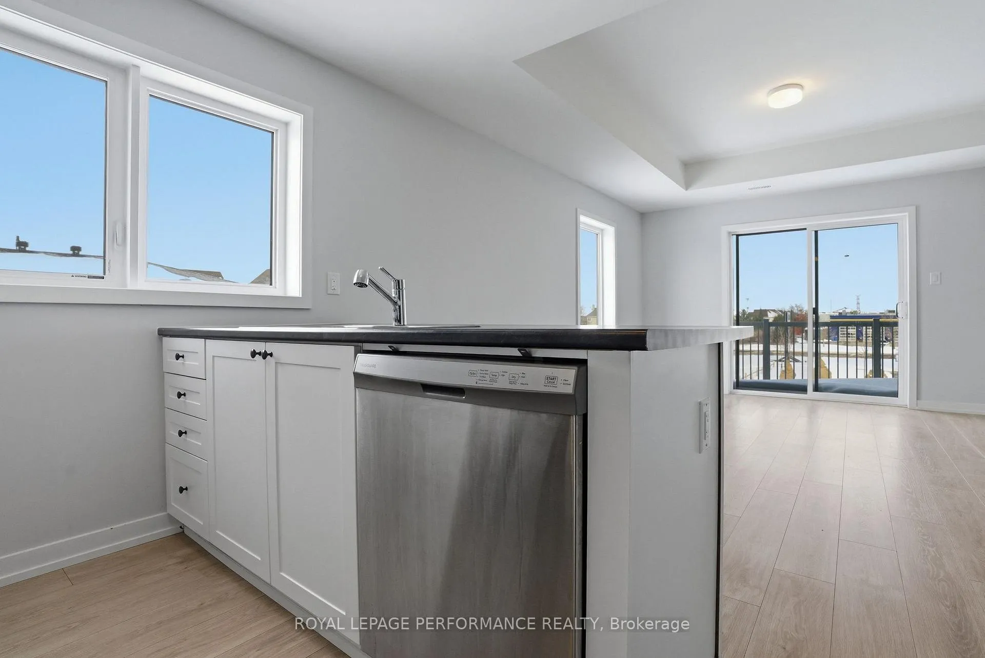 Photo 7 of 57 Dashing Private, Ottawa, Avalon West — HOMEH