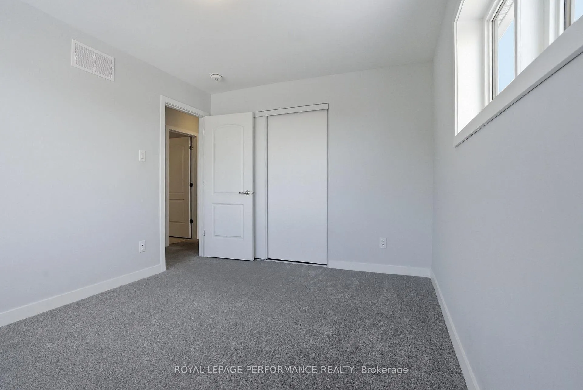 Photo 15 of 57 Dashing Private, Ottawa, Avalon West — HOMEH
