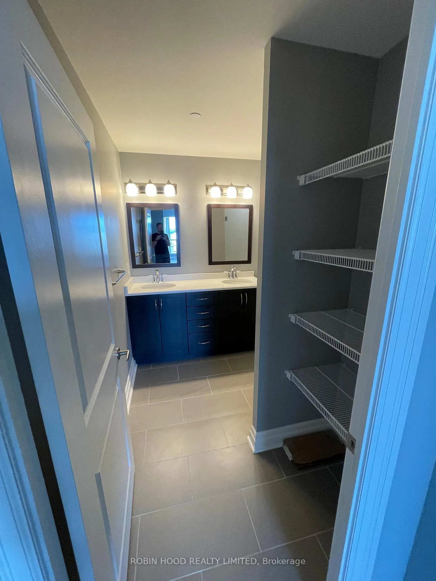 Photo 9 of Unit Unit 612, 150 Wellington Street E, Guelph, Downtown — HOMEH