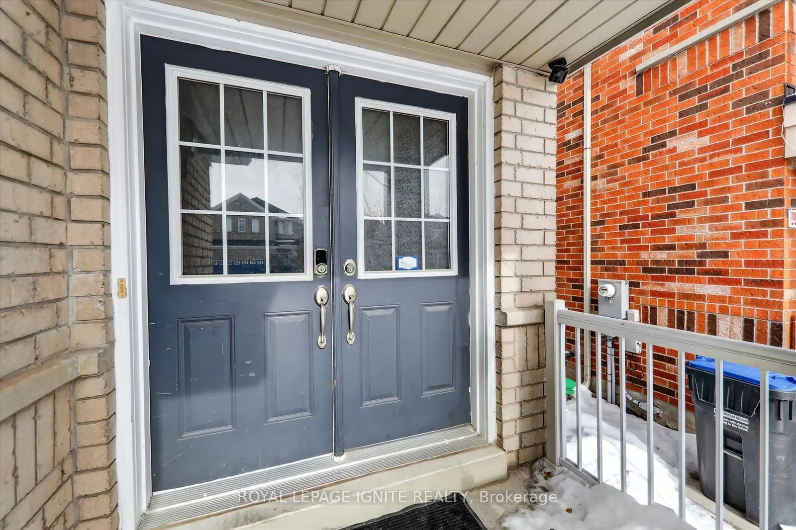 Photo 2 of Unit Main, 22 Sugarberry Drive, Brampton, Credit Valley — HOMEH
