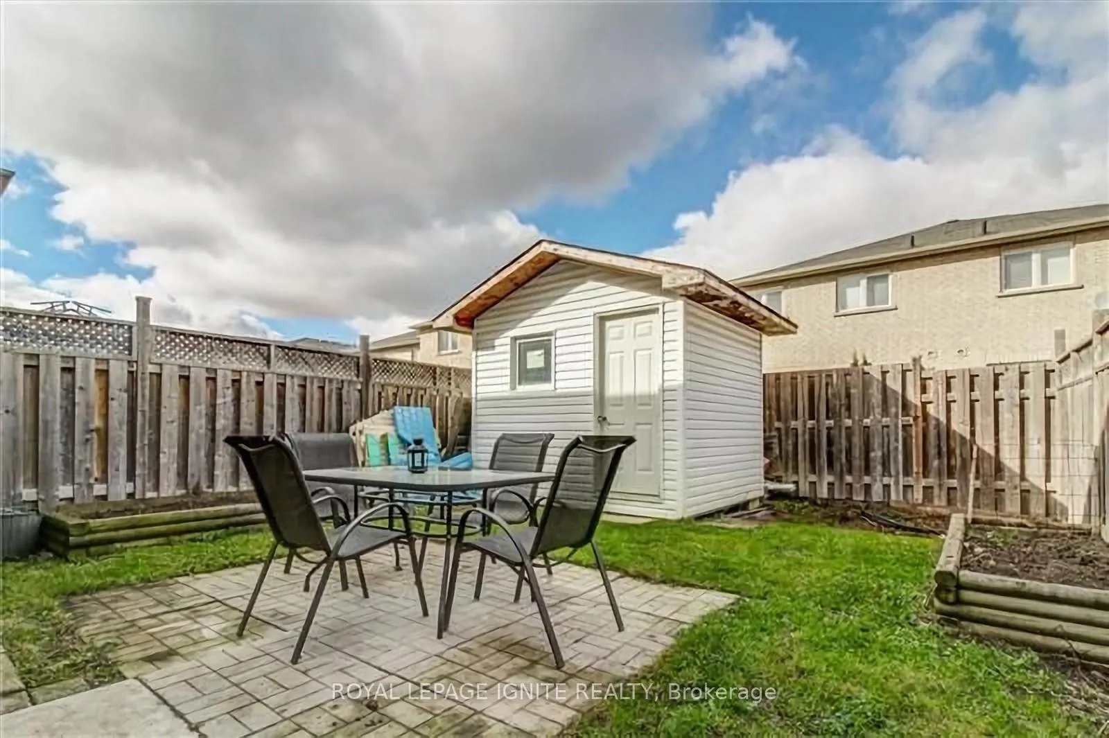 Photo 25 of Unit Main, 22 Sugarberry Drive, Brampton, Credit Valley — HOMEH