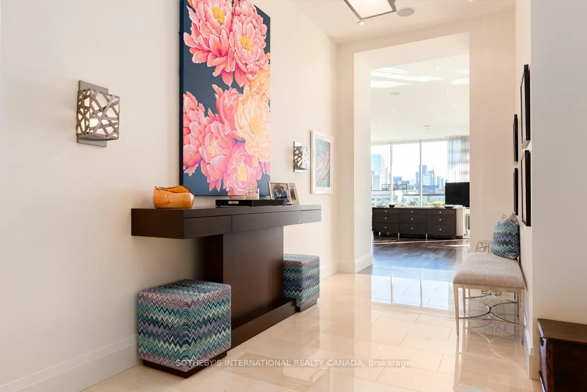 Photo 3 of Unit 1201, 155 Cumberland Street, Toronto, The Annex — HOMEH