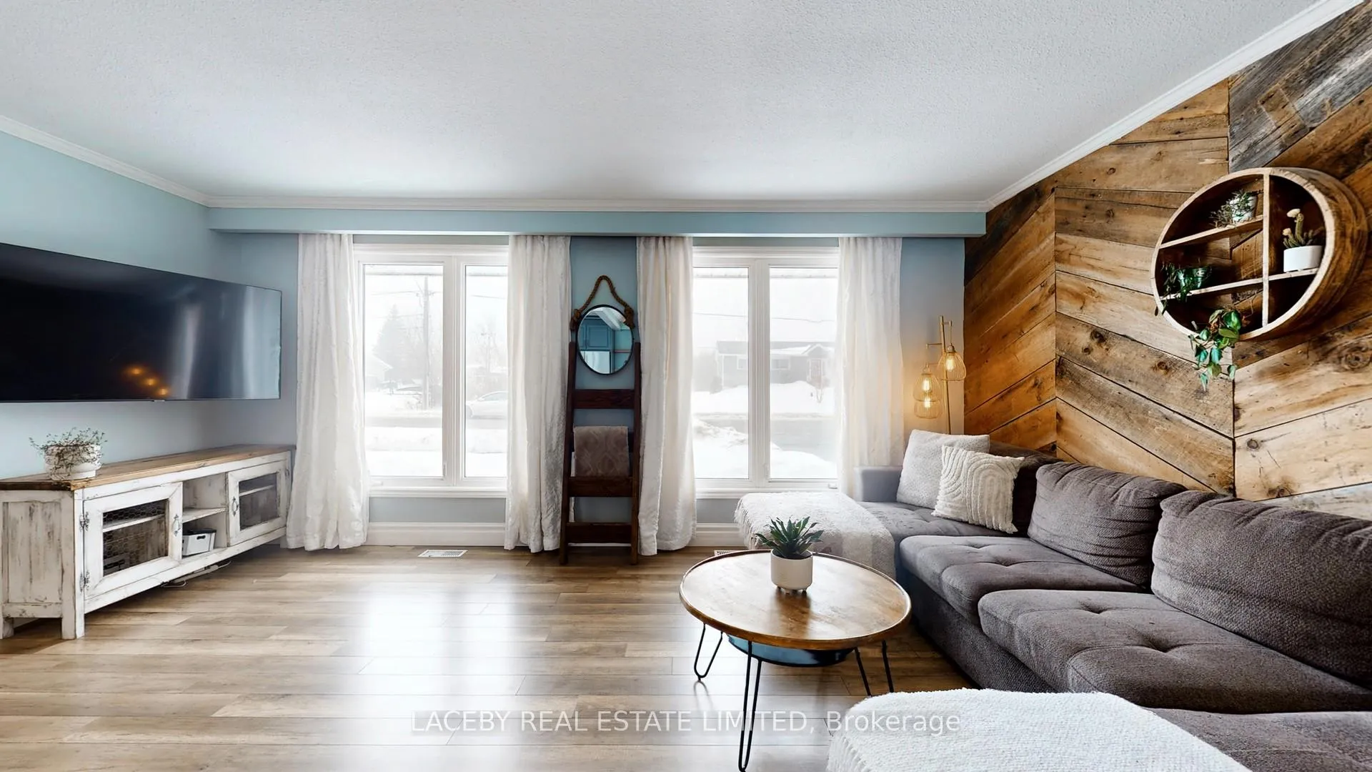 Photo 10 of 79 Douglas Street, Georgina, Sutton & Jackson's Point — HOMEH