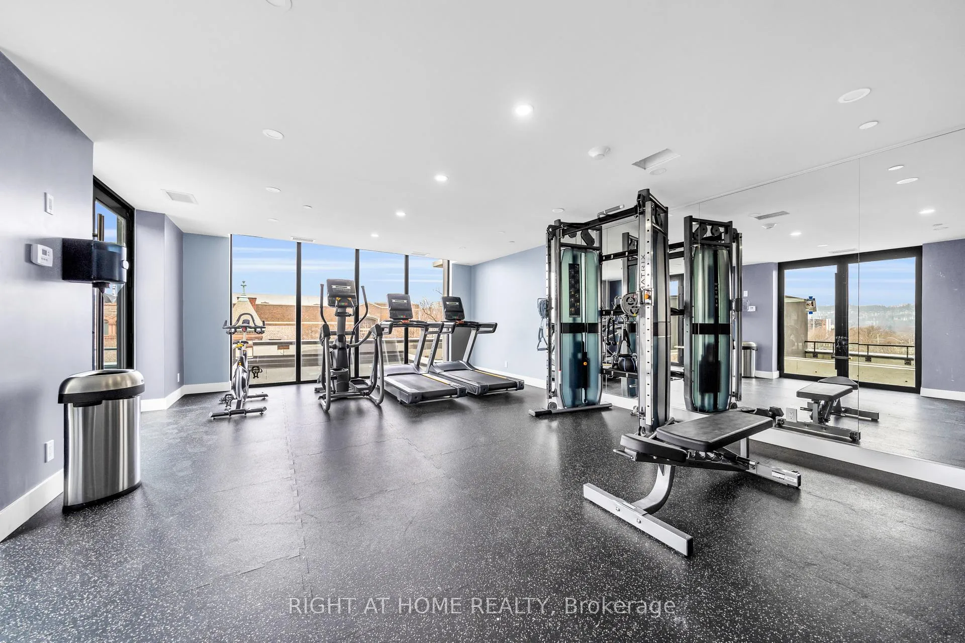 Photo 37 of Unit 807, 15 Queen Street S, Hamilton, Central — HOMEH