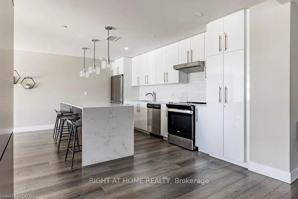 Photo 39 of Unit 807, 15 Queen Street S, Hamilton, Central — HOMEH