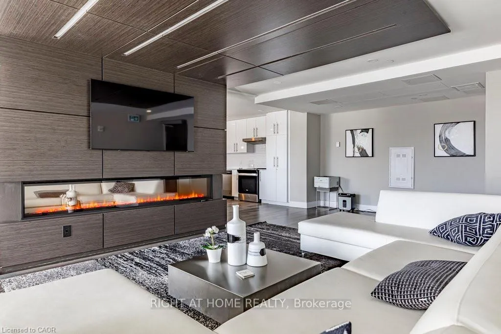 Photo 40 of Unit 807, 15 Queen Street S, Hamilton, Central — HOMEH