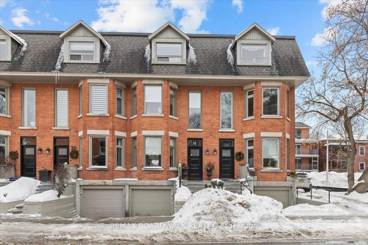 Photo 1 of 32 Waverley Street, Ottawa, Ottawa Centre/Golden Triangle — HOMEH