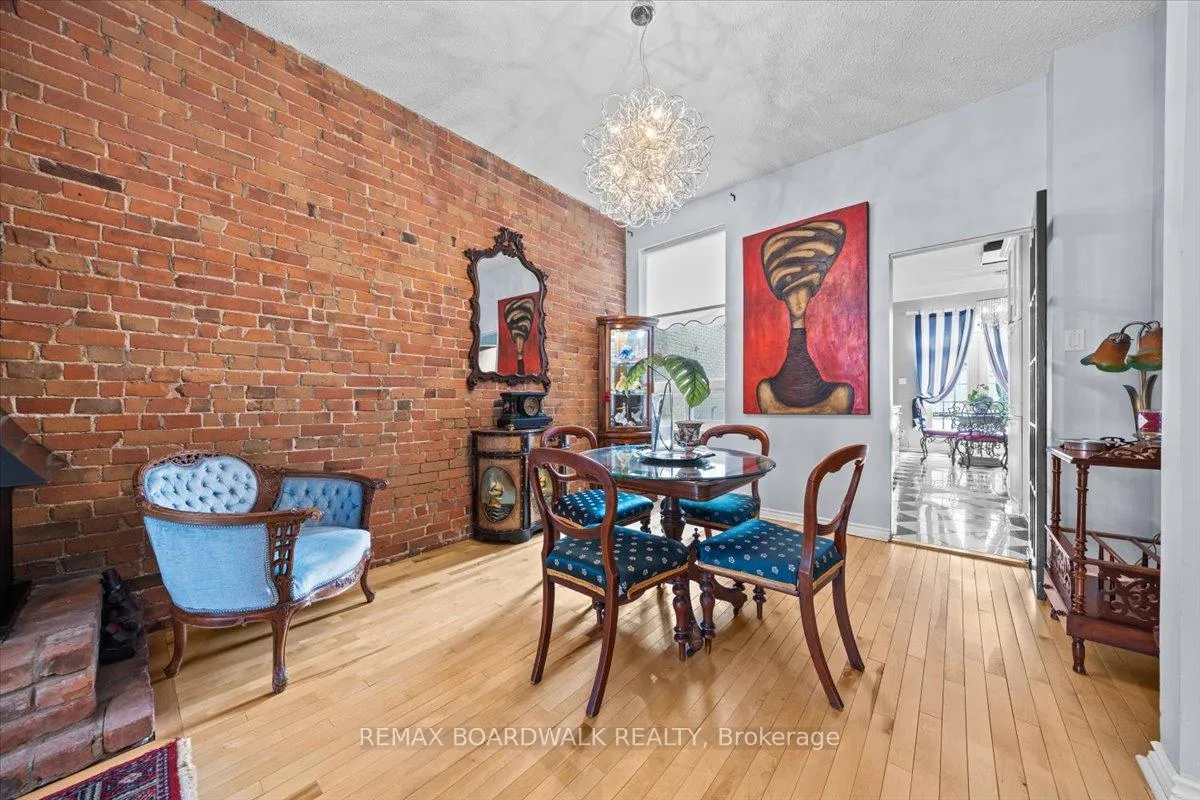 Photo 11 of 32 Waverley Street, Ottawa, Ottawa Centre/Golden Triangle — HOMEH