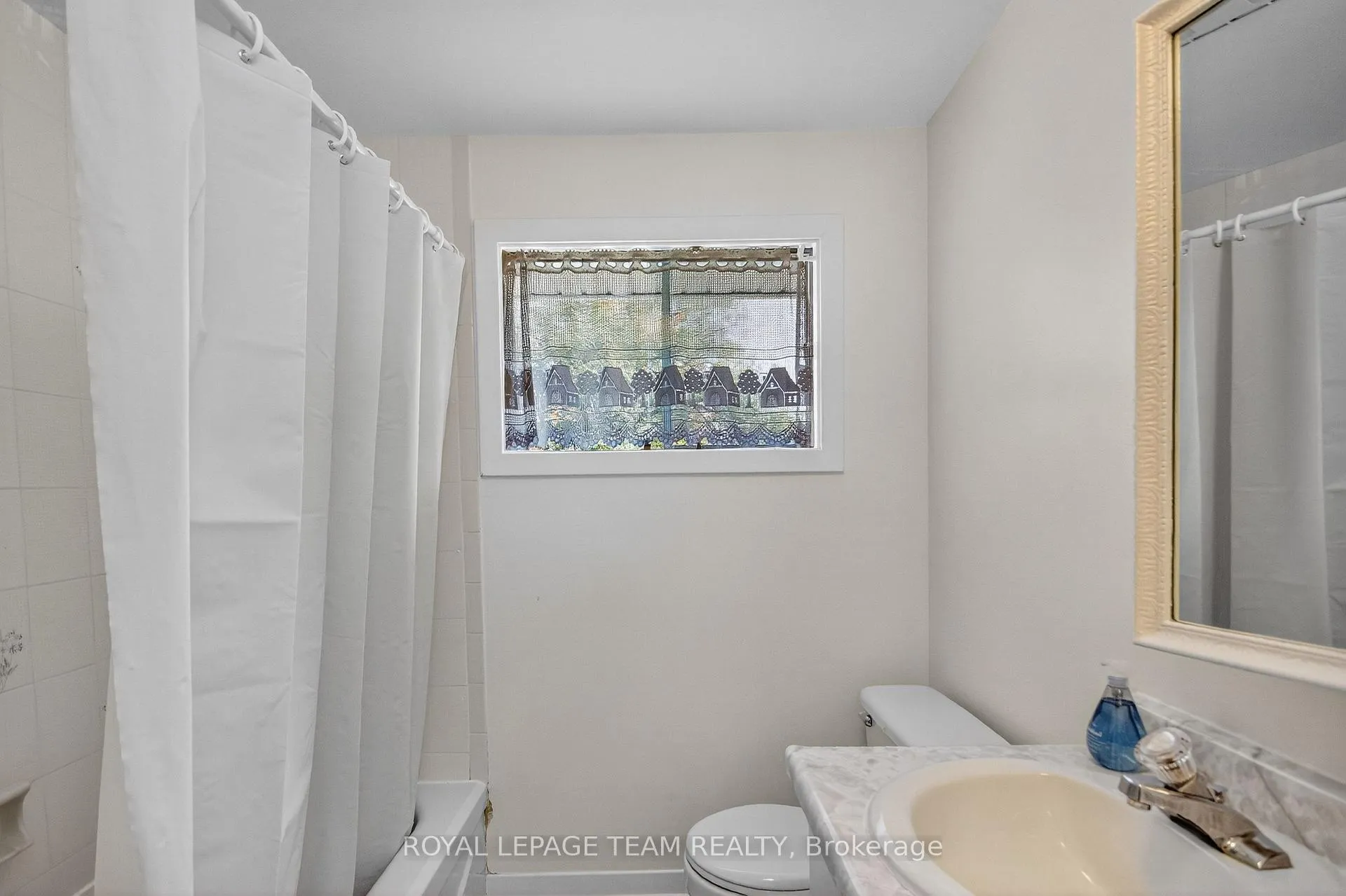 Photo 29 of 1264 Morrison Drive, Ottawa, Redwood Park — HOMEH