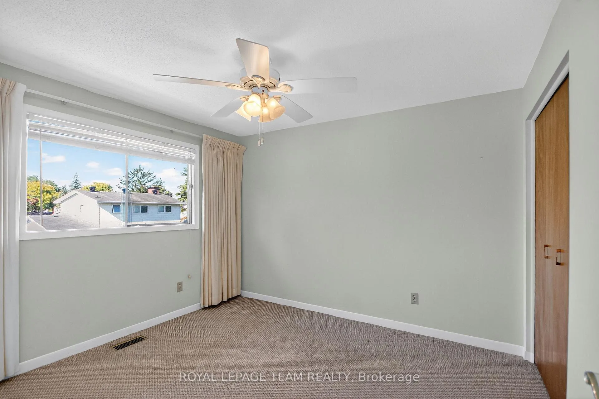 Photo 36 of 1264 Morrison Drive, Ottawa, Redwood Park — HOMEH