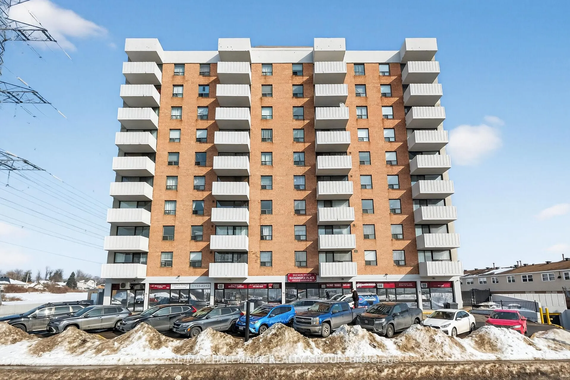 Front of Unit 404, 2019 Bank Street