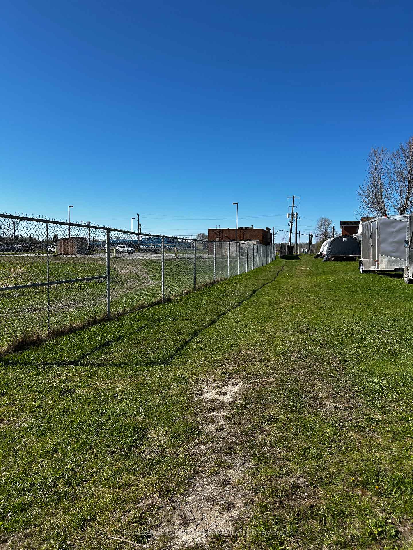Photo 12 of 9 Ontario Avenue, Kapuskasing — HOMEH