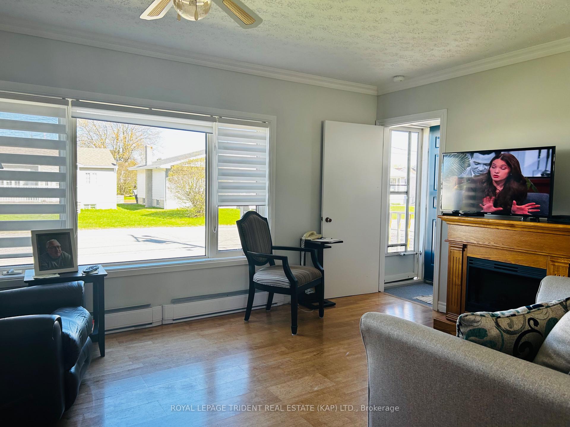 Photo 21 of 9 Ontario Avenue, Kapuskasing — HOMEH