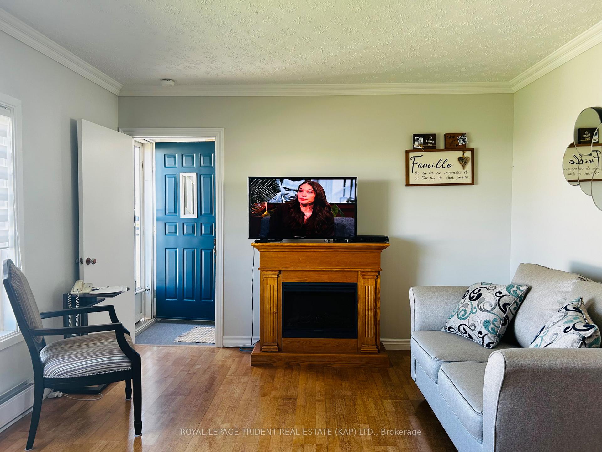 Photo 23 of 9 Ontario Avenue, Kapuskasing — HOMEH
