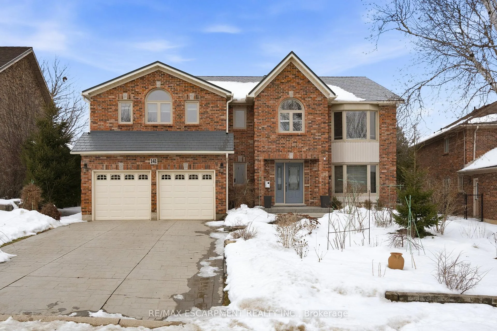 Photo 1 of 141 Garden Avenue, Hamilton, Ancaster — HOMEH