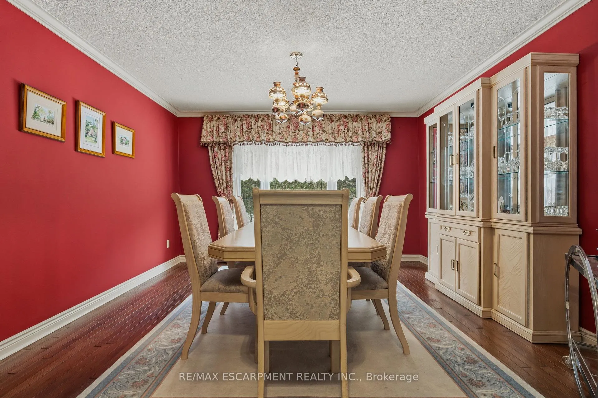Photo 7 of 141 Garden Avenue, Hamilton, Ancaster — HOMEH