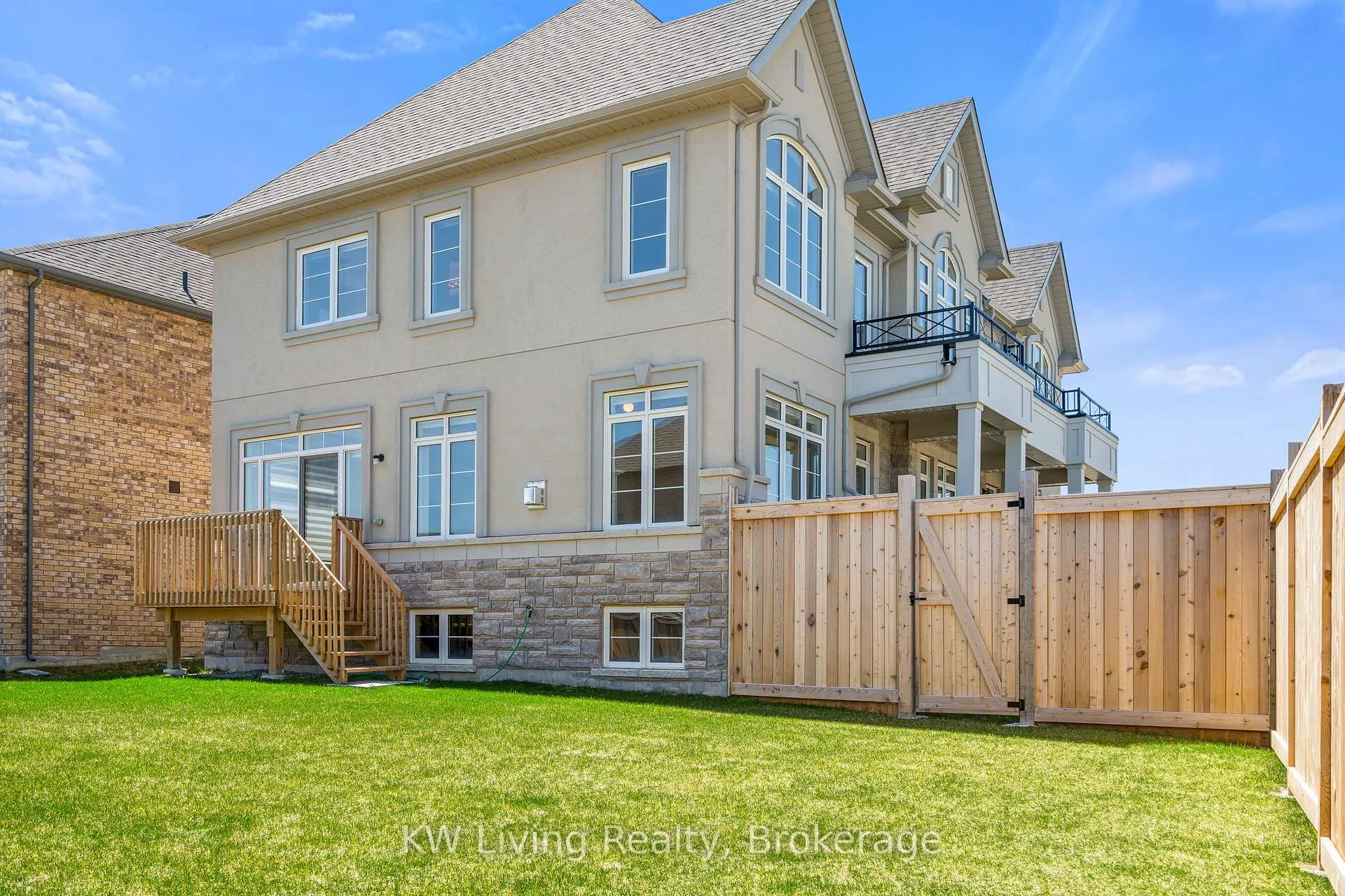 Photo 6 of 1422 Broderick Street, Innisfil, Alcona — HOMEH