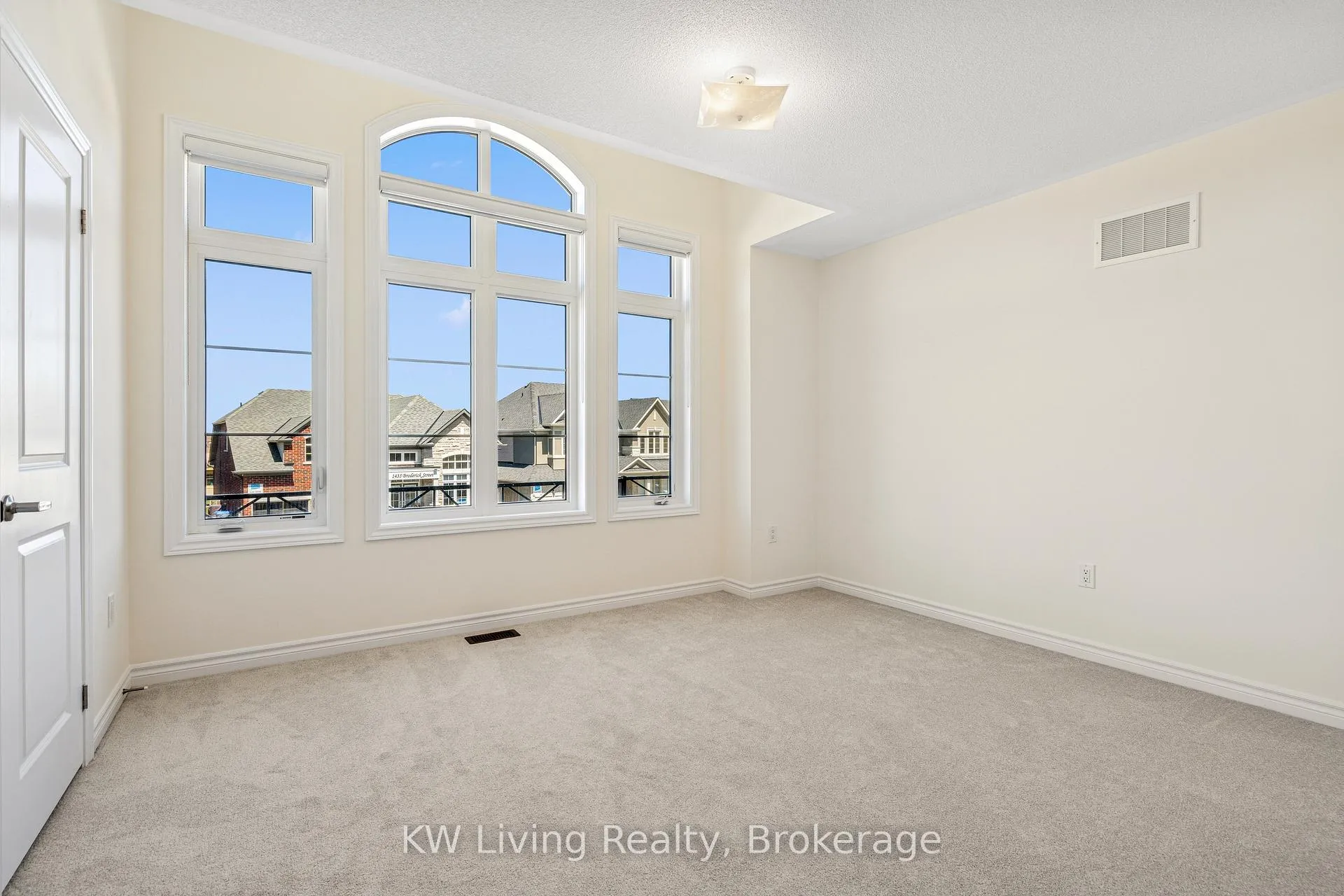 Photo 21 of 1422 Broderick Street, Innisfil, Alcona — HOMEH
