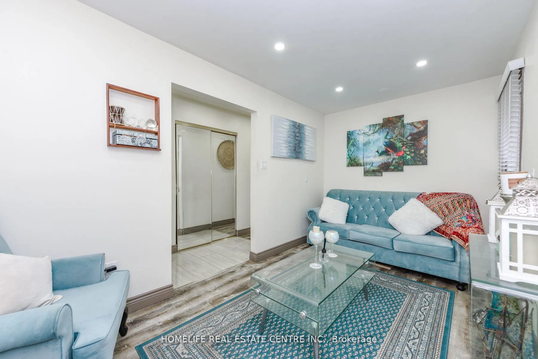 Photo 8 of 20 Oleander Crescent, Brampton, Heart Lake East — HOMEH