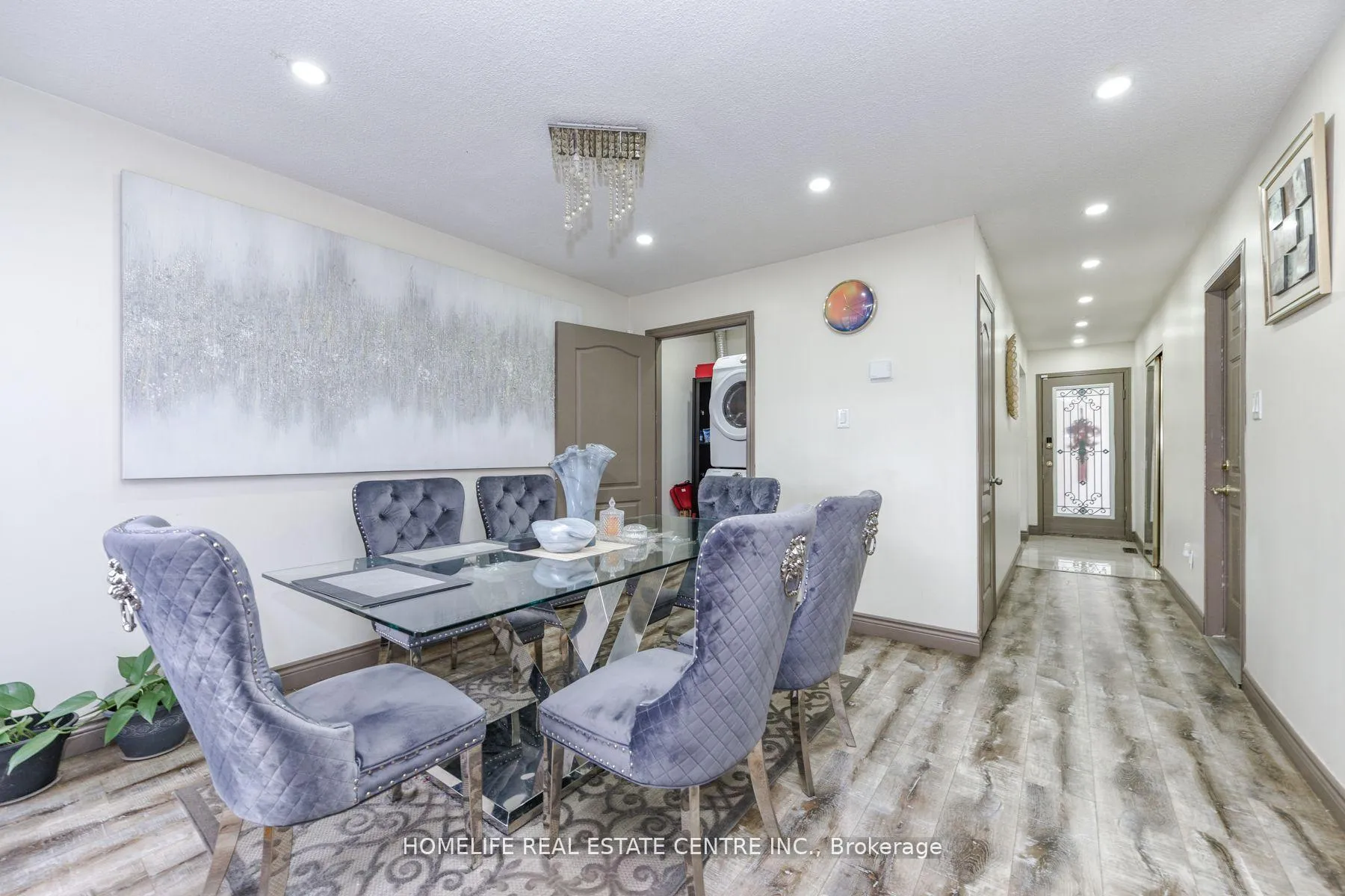 Photo 15 of 20 Oleander Crescent, Brampton, Heart Lake East — HOMEH