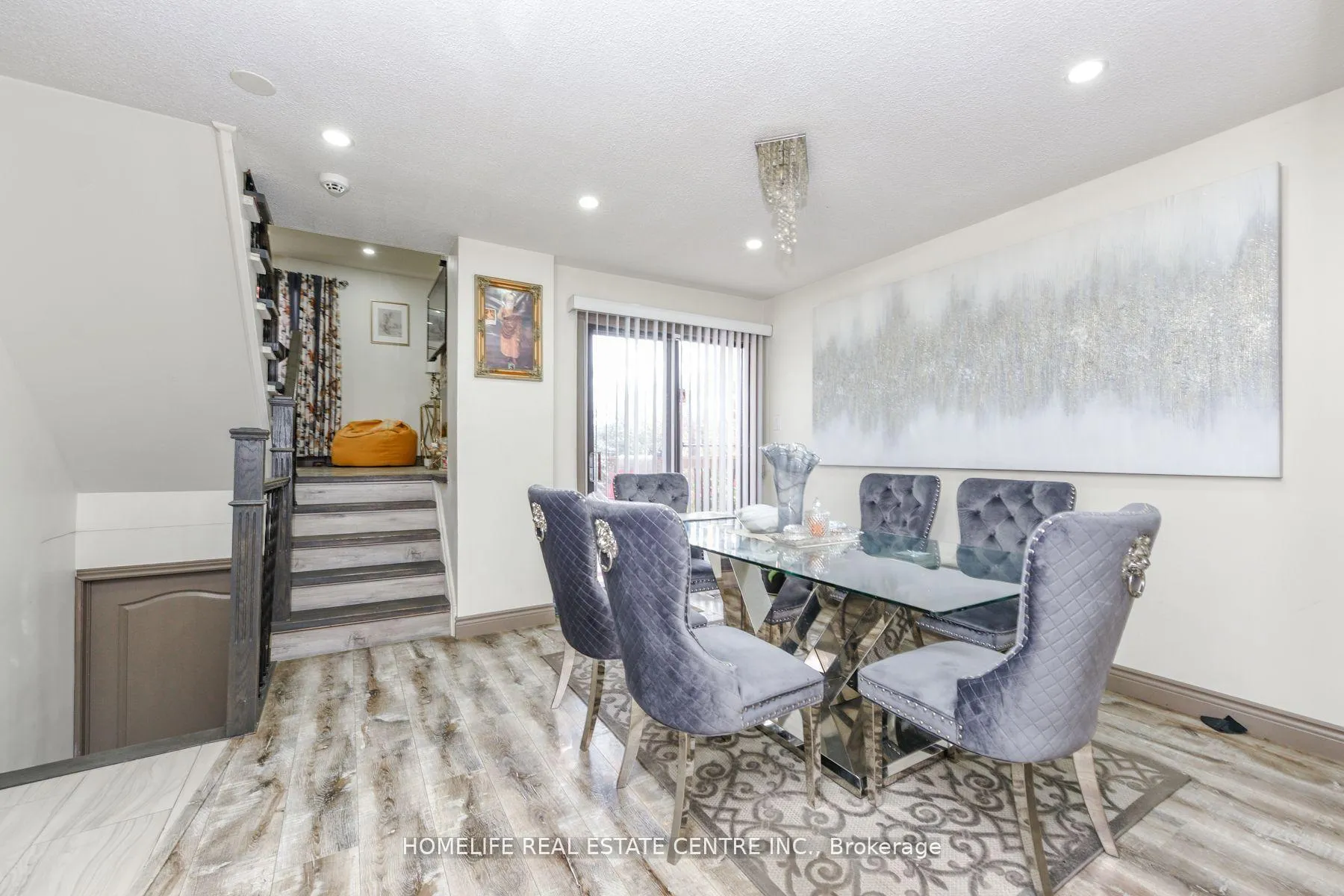Photo 17 of 20 Oleander Crescent, Brampton, Heart Lake East — HOMEH