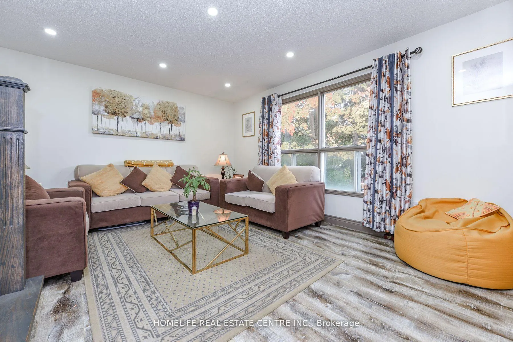 Photo 23 of 20 Oleander Crescent, Brampton, Heart Lake East — HOMEH