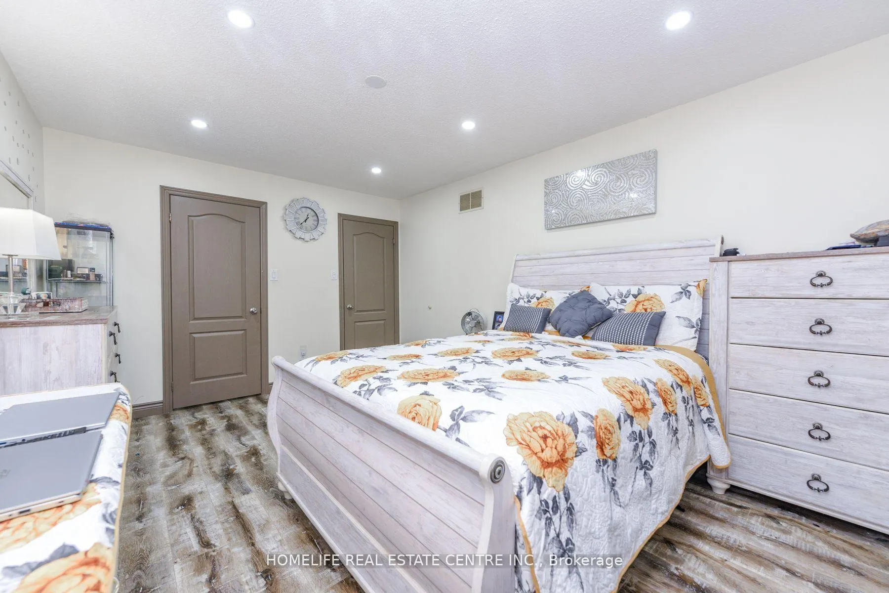 Photo 25 of 20 Oleander Crescent, Brampton, Heart Lake East — HOMEH