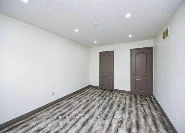 Photo 40 of 20 Oleander Crescent, Brampton, Heart Lake East — HOMEH