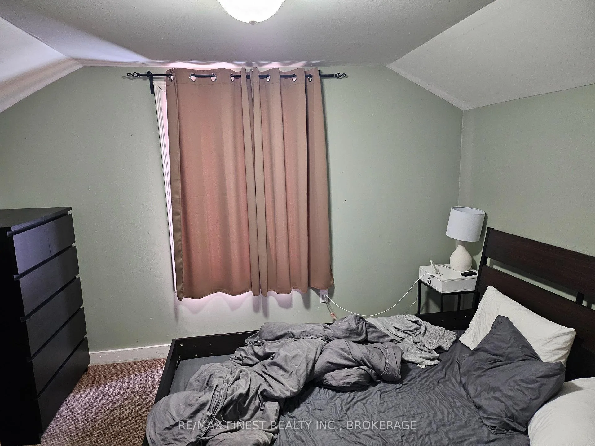 Photo 8 of 51 Hamilton Street, Kingston, East of Sir John A. Blvd — HOMEH