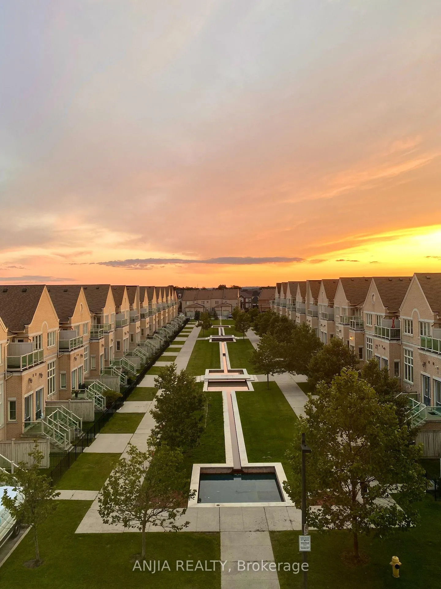 Photo 7 of Unit PH16, 28 Prince Regent Street, Markham, Cathedraltown — HOMEH