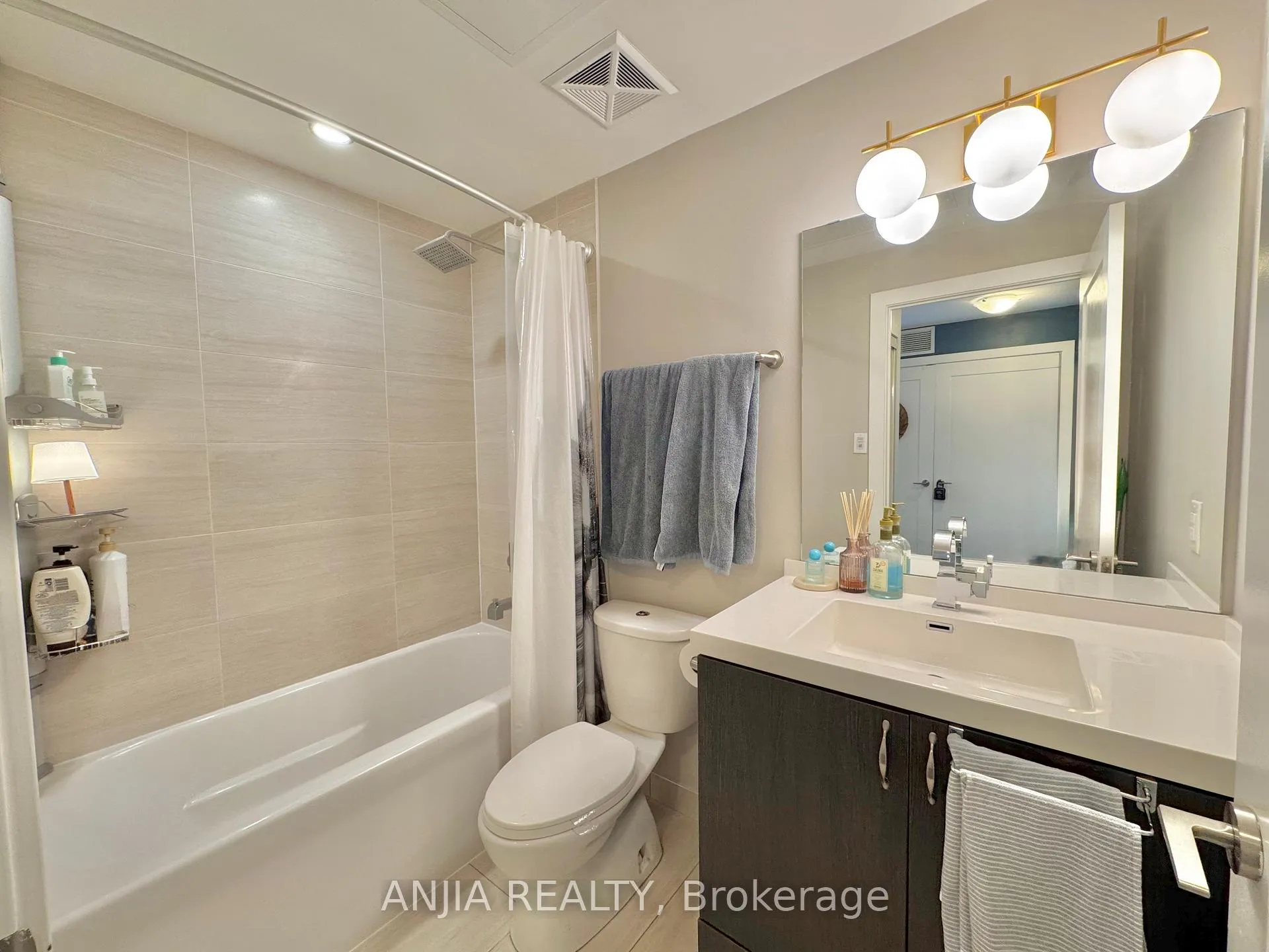 Photo 18 of Unit PH16, 28 Prince Regent Street, Markham, Cathedraltown — HOMEH