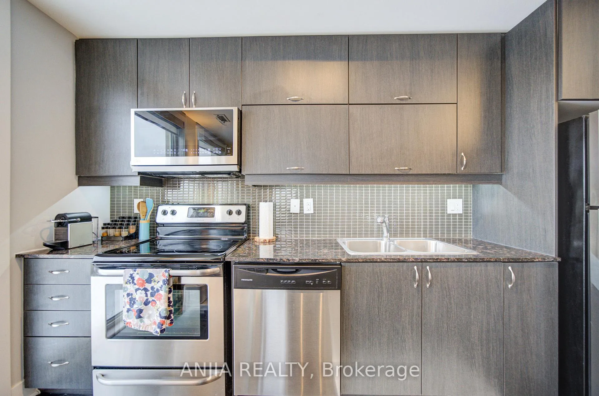 Photo 24 of Unit PH16, 28 Prince Regent Street, Markham, Cathedraltown — HOMEH