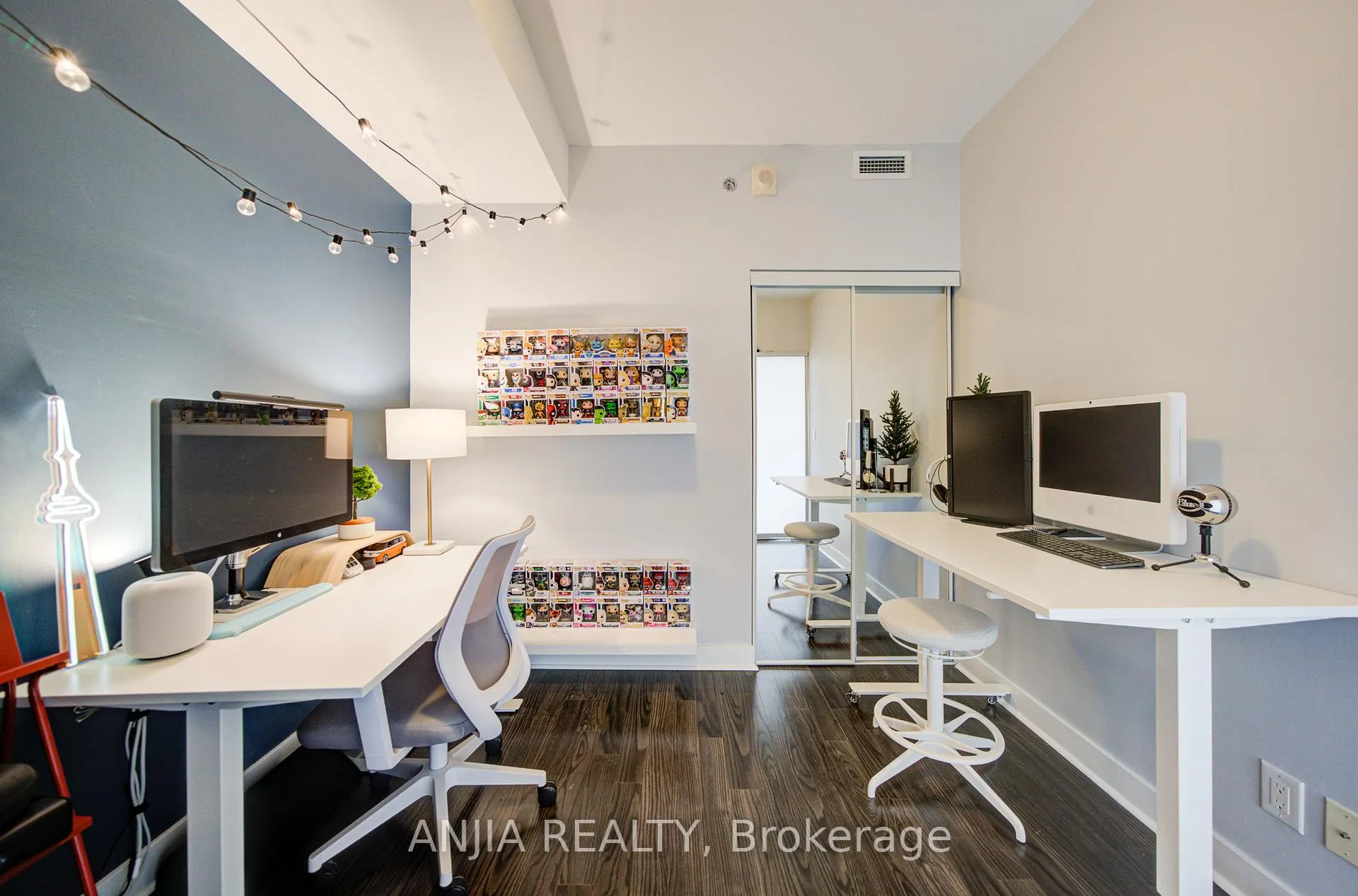 Photo 28 of Unit PH16, 28 Prince Regent Street, Markham, Cathedraltown — HOMEH