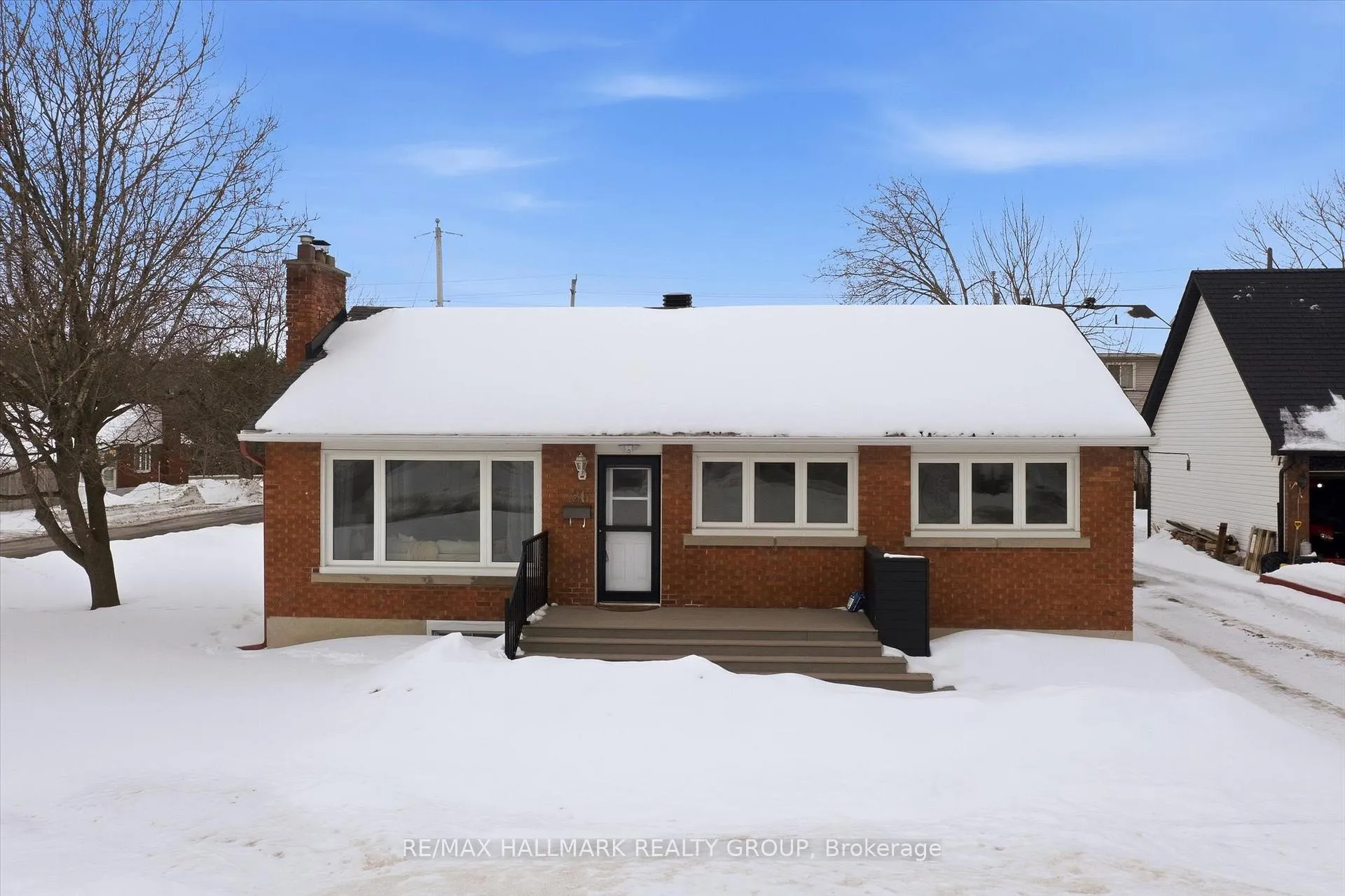 Photo 1 of 26 Florette Street, Ottawa, Cardinal Heights — HOMEH