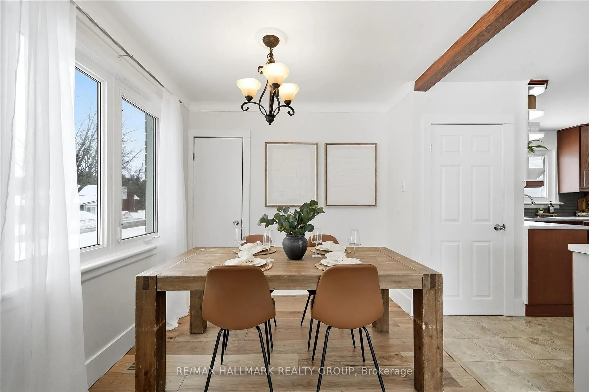 Photo 4 of 26 Florette Street, Ottawa, Cardinal Heights — HOMEH