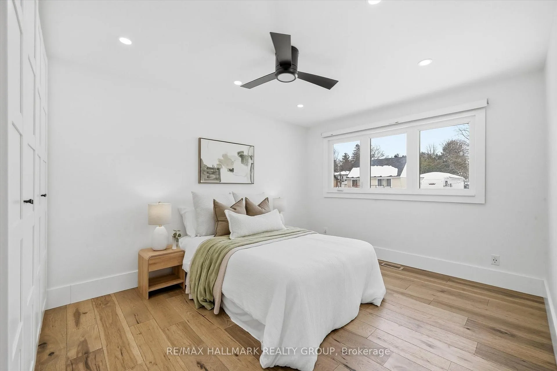 Photo 9 of 26 Florette Street, Ottawa, Cardinal Heights — HOMEH