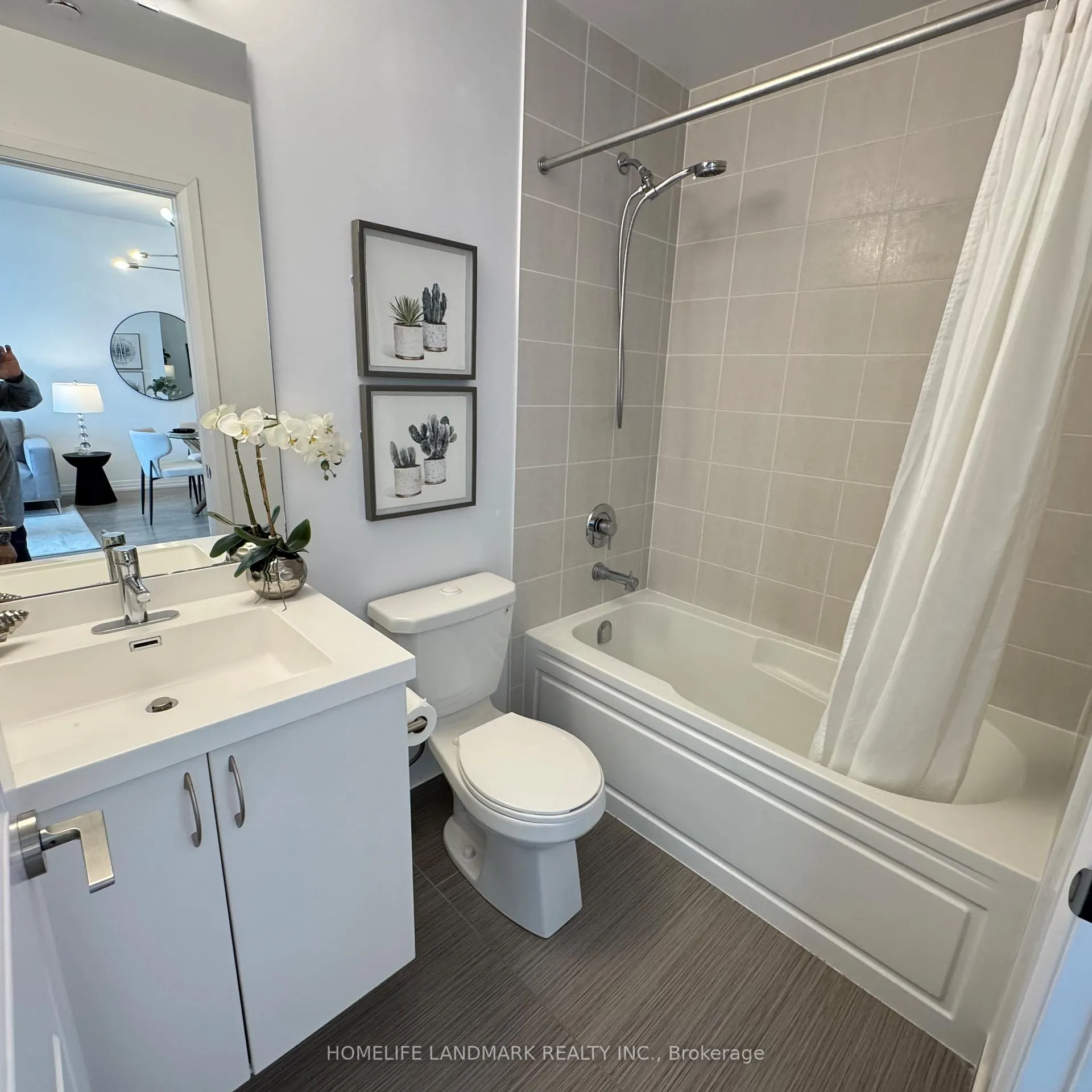 Photo 11 of Unit 901, 9560 Markahm Road, Markham, Rural Markham — HOMEH
