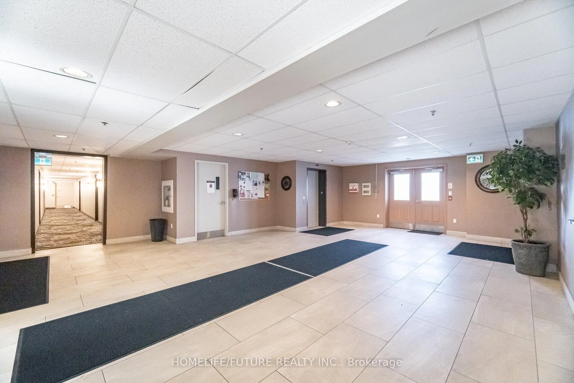 Photo 3 of Unit 203, 7428 Markham Road, Markham, Middlefield — HOMEH