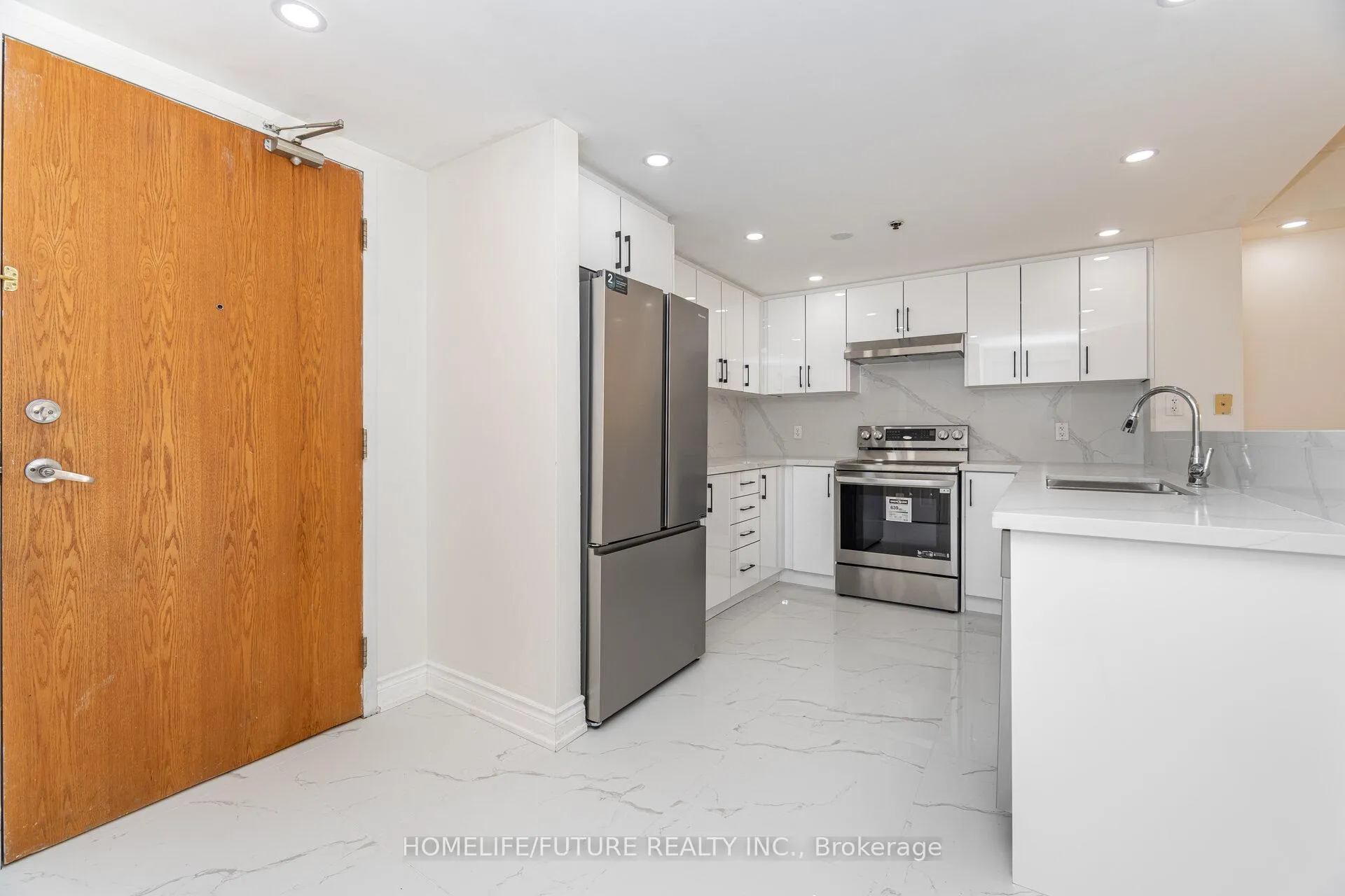 Photo 6 of Unit 203, 7428 Markham Road, Markham, Middlefield — HOMEH