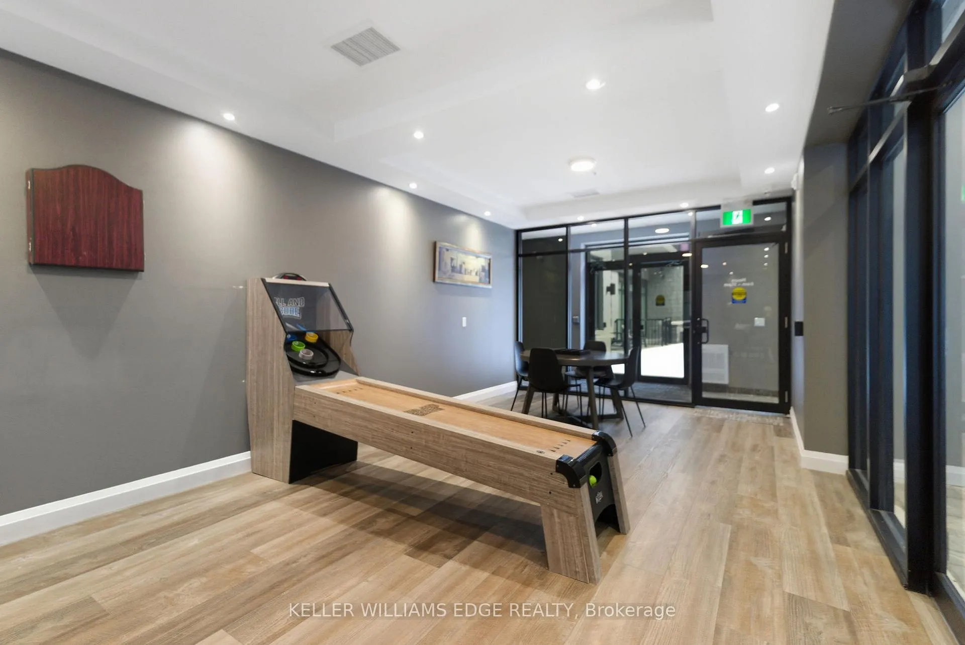 Photo 25 of Unit 425, 1 Redfern Avenue, Hamilton, Mountview — HOMEH